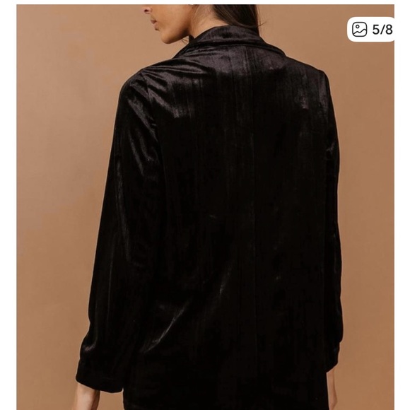 Velvet Blazer - Picture 4 of 9